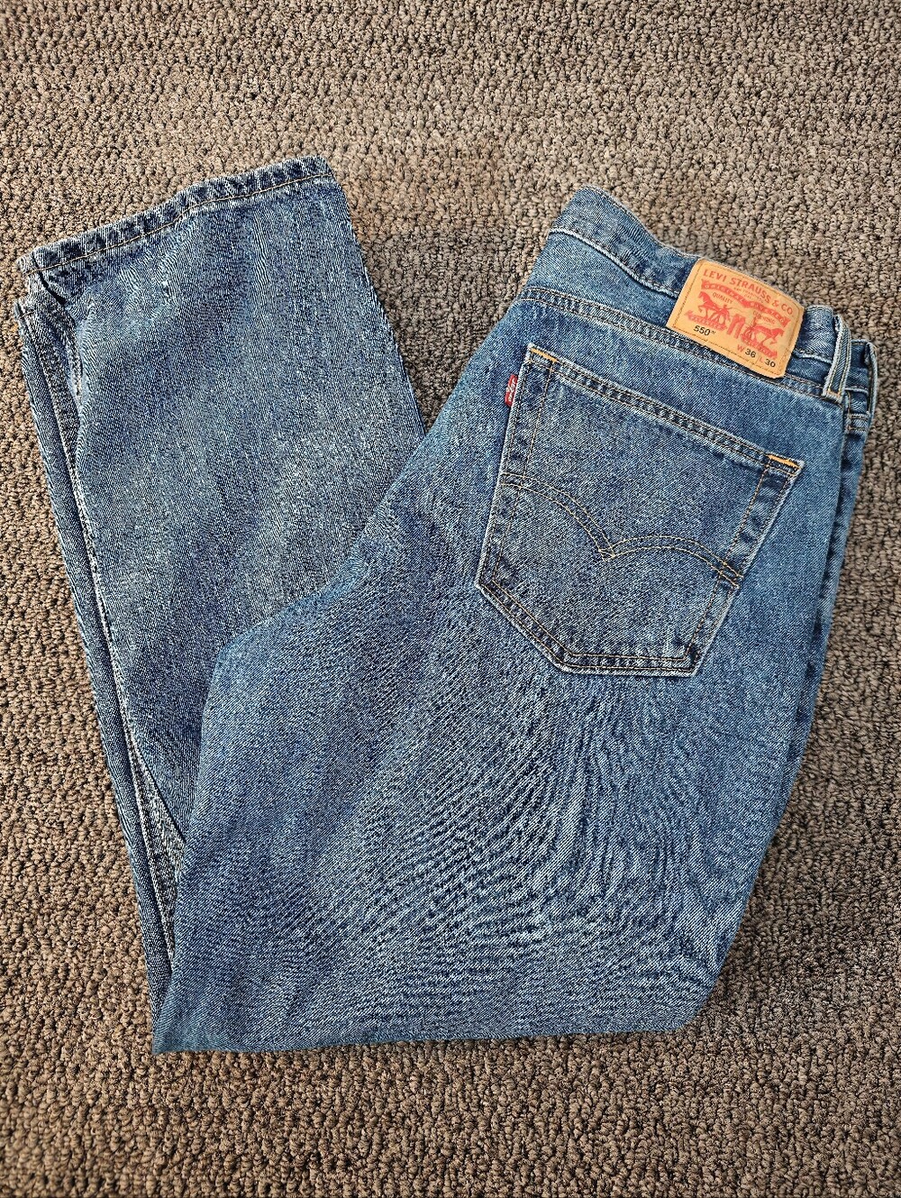 Levi's 550 Men's Blue Relaxed Fit Denim Jeans 36/30